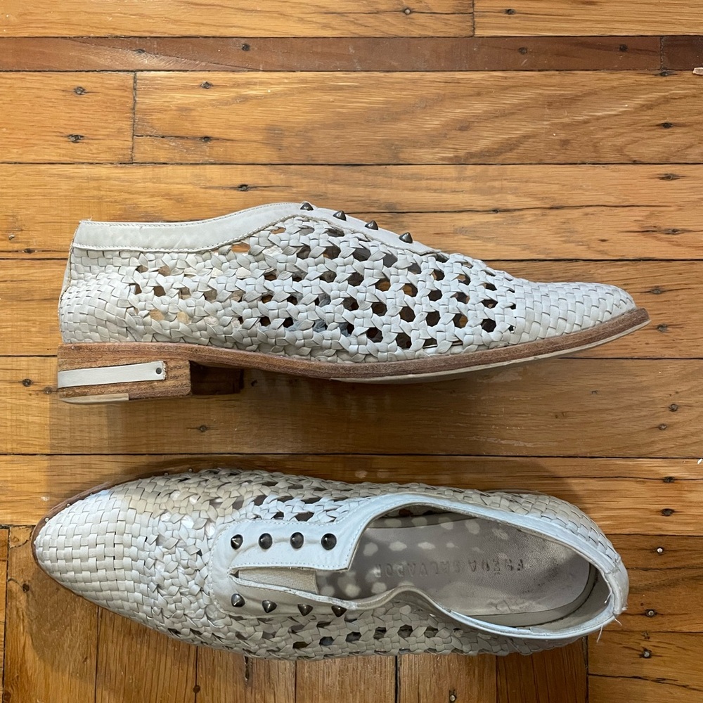 Freda Salvador Women's light grey woven Leather loafers
